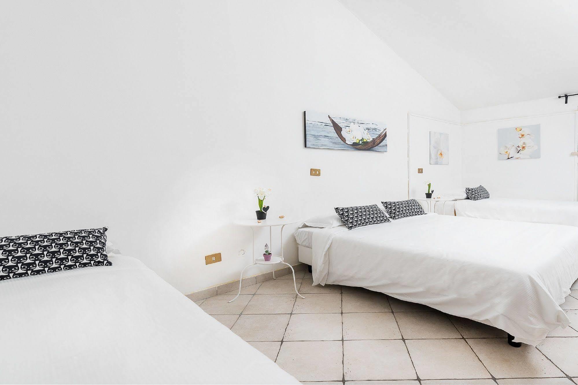 Hotel La Villetta Fiumicino Luaran gambar