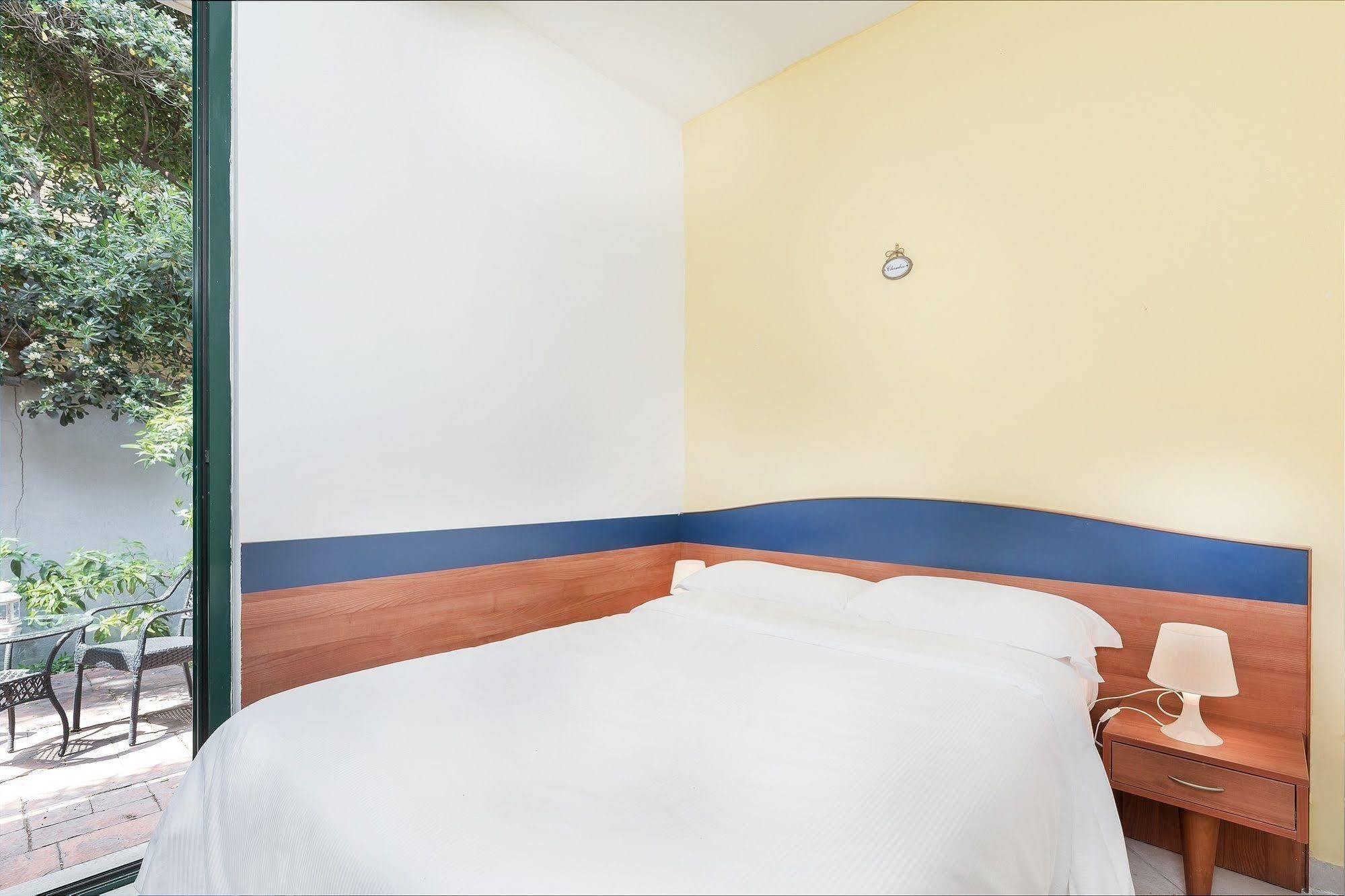 Hotel La Villetta Fiumicino Luaran gambar
