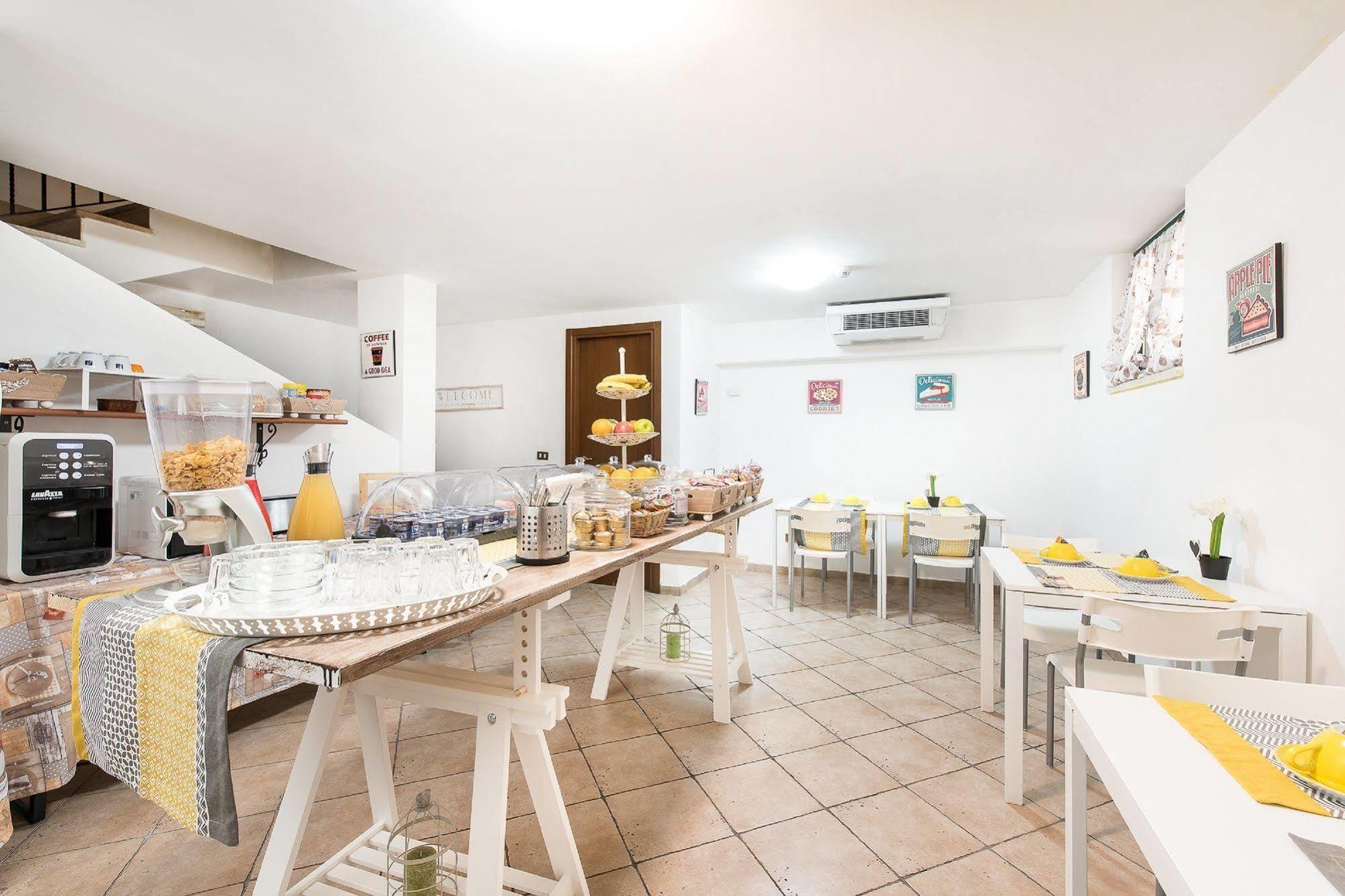Hotel La Villetta Fiumicino Luaran gambar