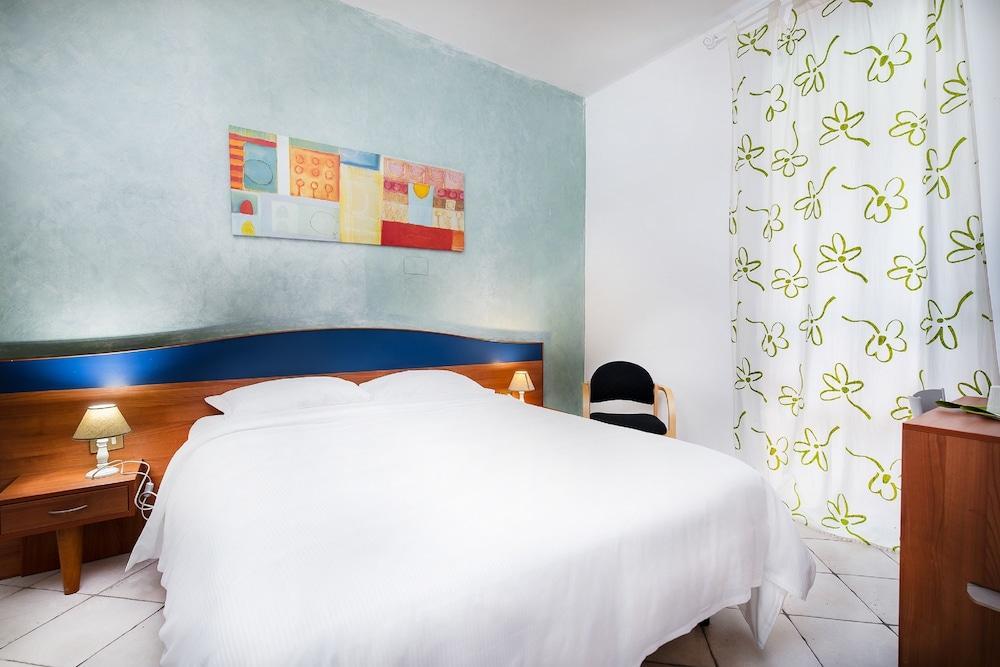 Hotel La Villetta Fiumicino Luaran gambar